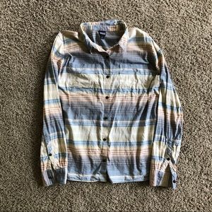 Patagonia organic cotton lightweight button-up, L